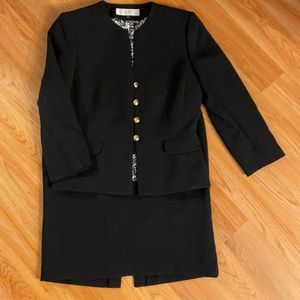 Woman’s Tahari Skirt Suit